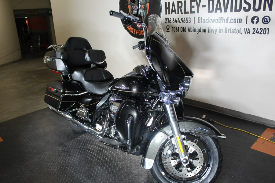 2017 Harley-Davidson® FLHTK Ultra Limited