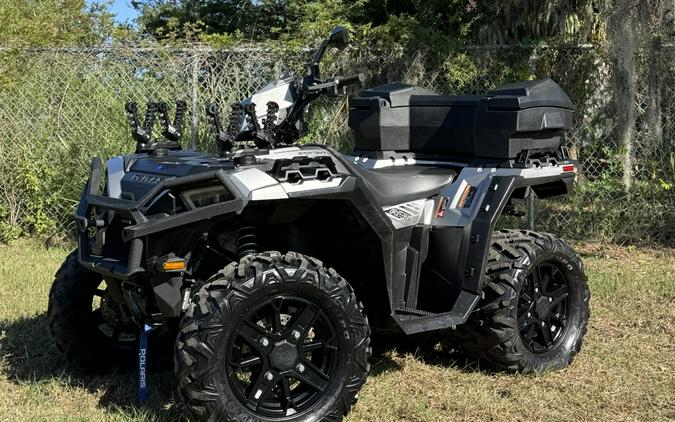 2025 Polaris Sportsman 1000 Ultimate has a Rockford Fosgate audio system and a Lock & Ride rear audio storage box! Warranty Included!