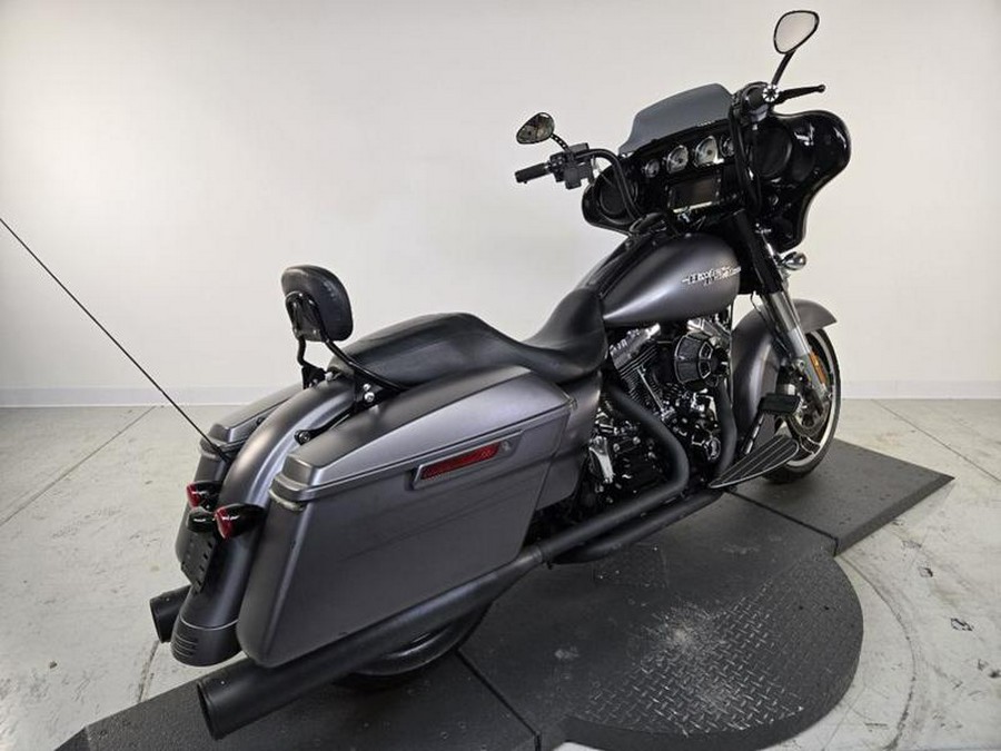 2016 Harley-Davidson® FLHXS - Street Glide® Special