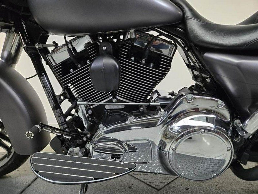 2016 Harley-Davidson® FLHXS - Street Glide® Special