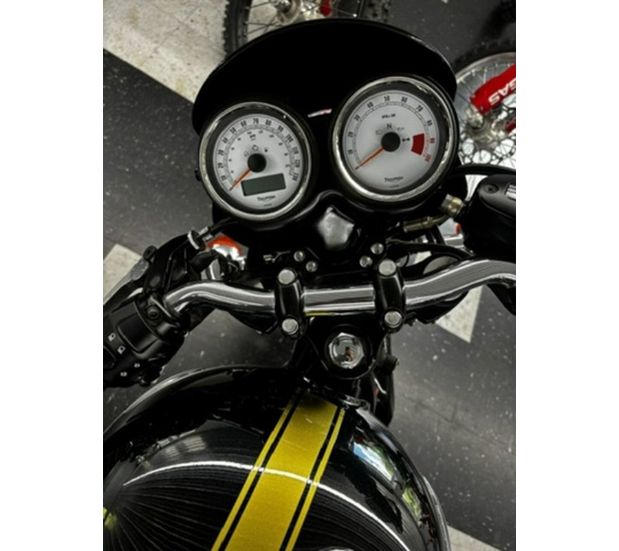 2015 Triumph Thruxton Standard