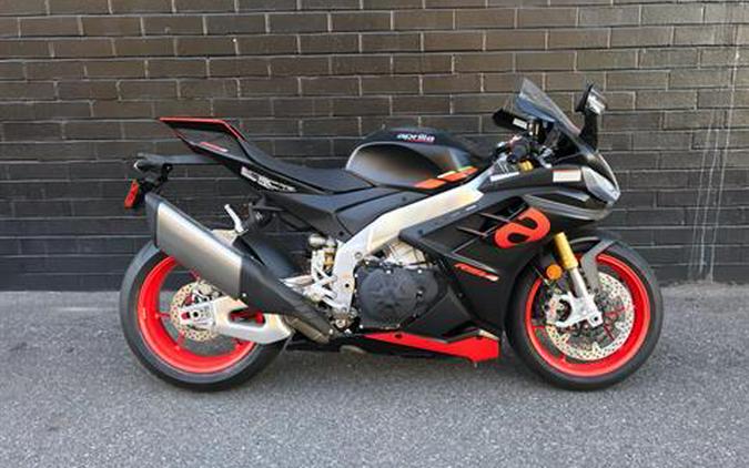 2023 Aprilia RSV4 1100