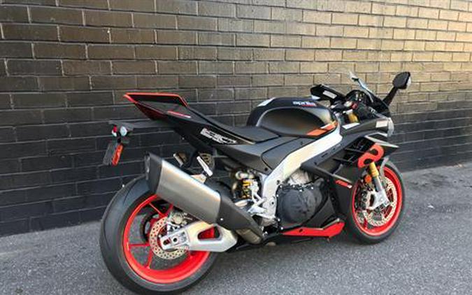 2023 Aprilia RSV4 1100