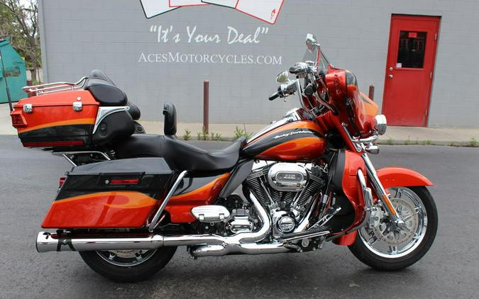 2013 Harley-Davidson® FLHTCUSE8 - CVO™ Ultra Classic® Electra Glide®