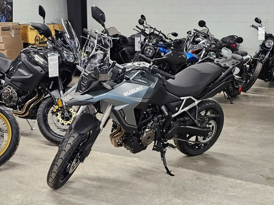 2024 Suzuki V-Storm 800