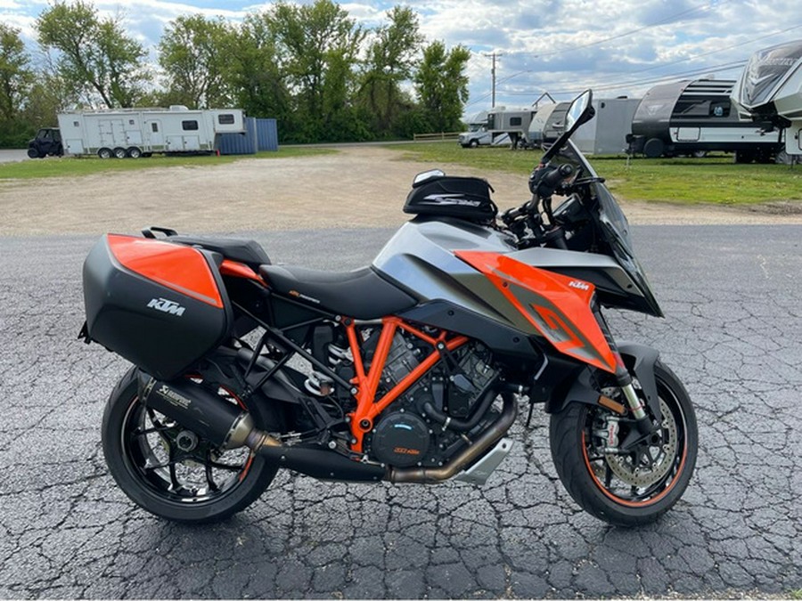 2017 KTM Super Duke 1290 GT - ORANGEBLACK