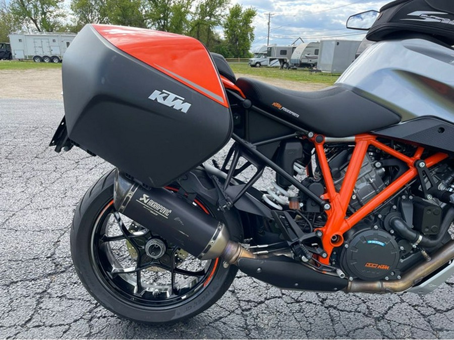 2017 KTM Super Duke 1290 GT - ORANGEBLACK