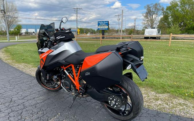 2017 1290 SUPER DUKE GT - ORANGE/BLACK - KTM