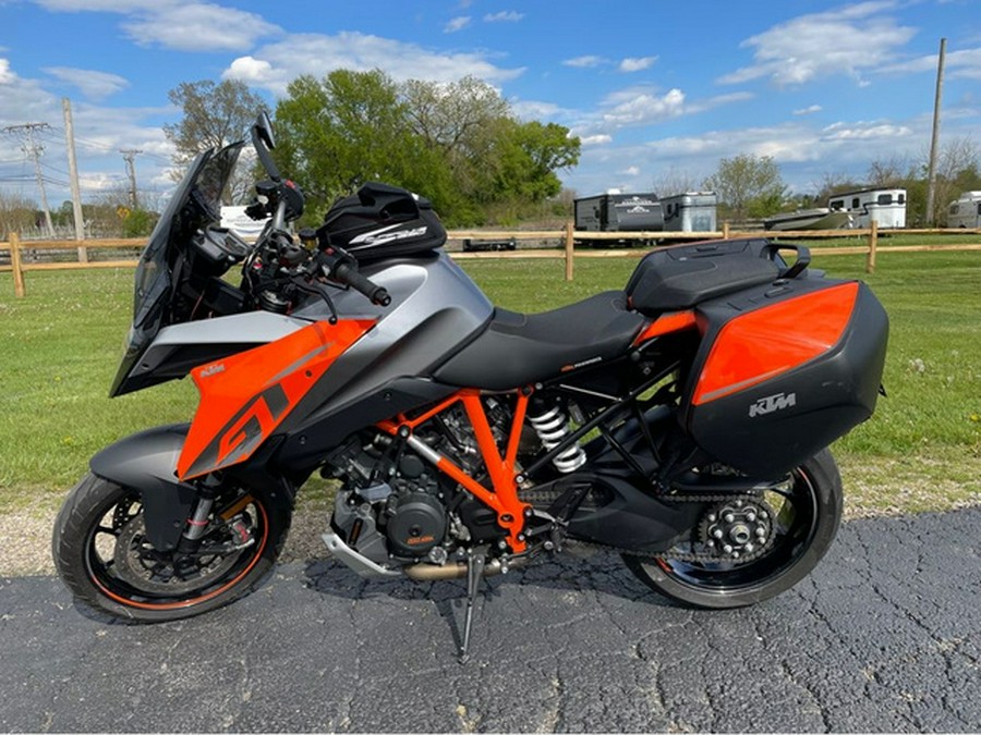 2017 KTM Super Duke 1290 GT - ORANGEBLACK