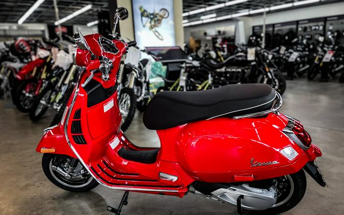 2027 VESPA GTS 310 SUPER