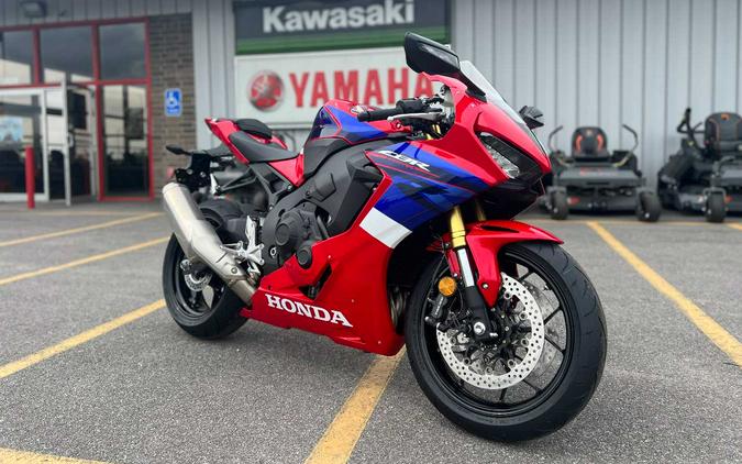 2023 Honda CBR1000RR Base