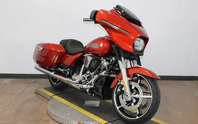 Harley-Davidson Street Glide® 2024 FLHX 84403401 WHISKEY FIRE