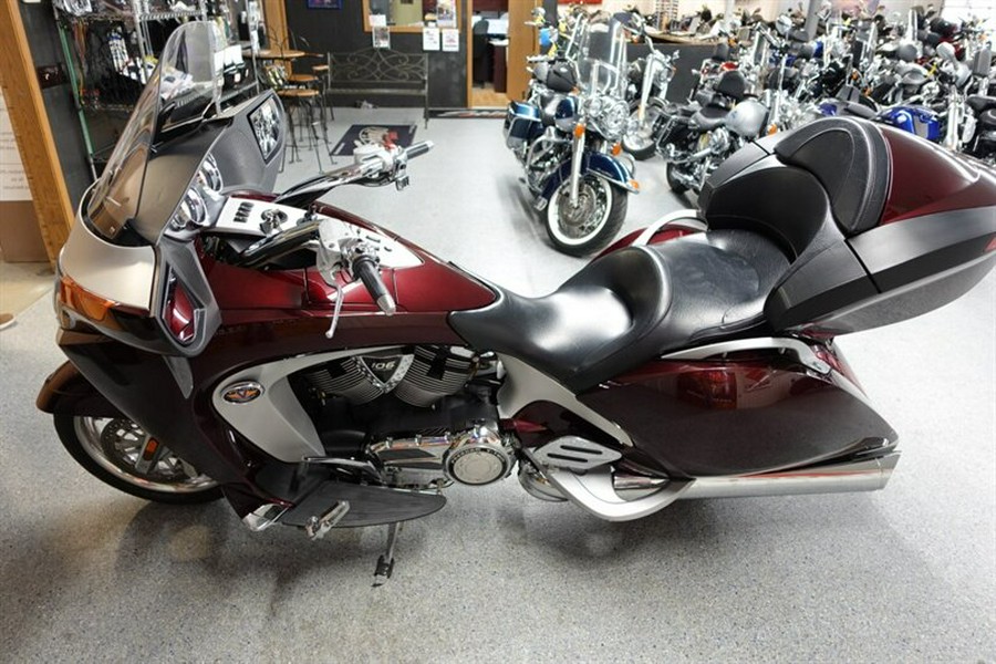 2009 Victory Vision Tour Premium