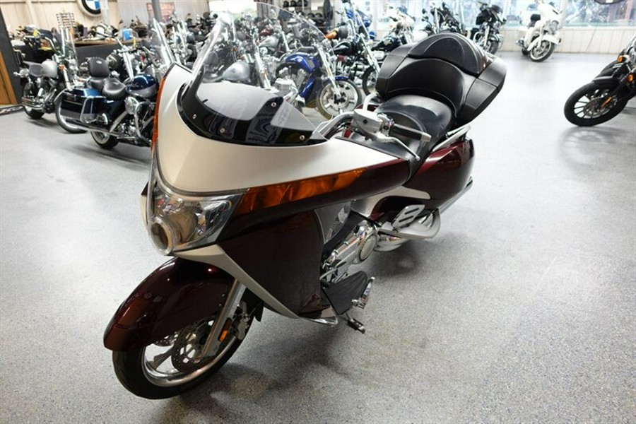 2009 Victory Vision Tour Premium