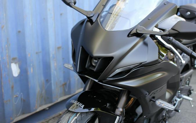 2025 Yamaha YZF R7