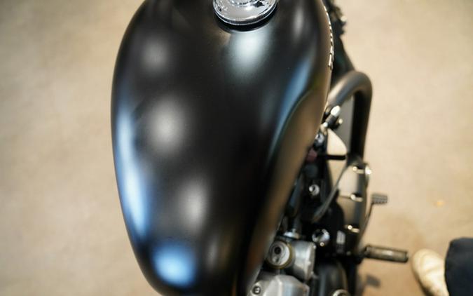 2018 Triumph Bonneville Bobber Black