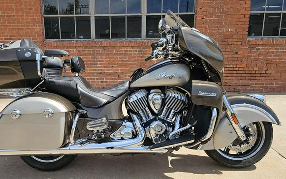 2023 Indian Motorcycle® Roadmaster® Bronze Pearl Metallic / Silver Metallic