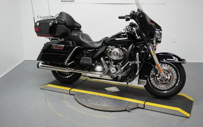 2011 Harley-Davidson® Electra Glide® Ultra Limited Black