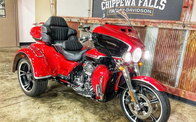 2021 Harley-Davidson® FLHTCUTGSE - CVO™ Tri Glide®