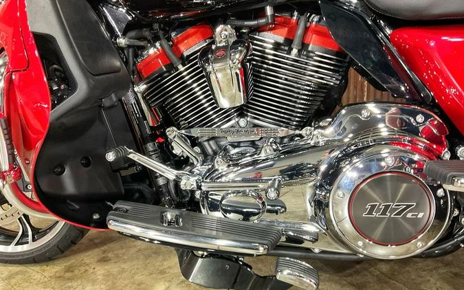 2021 Harley-Davidson® FLHTCUTGSE - CVO™ Tri Glide®