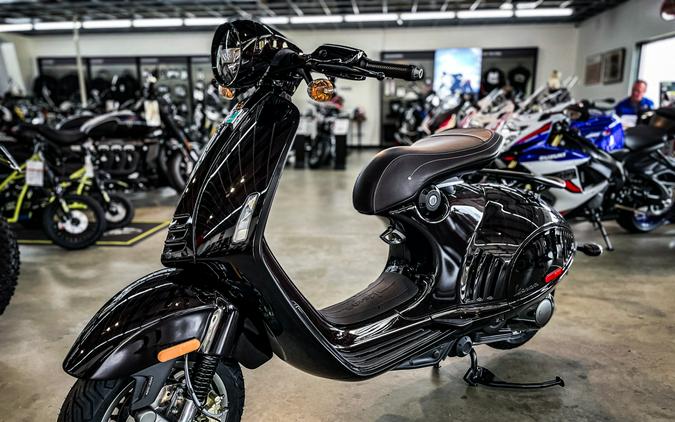 2026 VESPA 946 HORSE 150