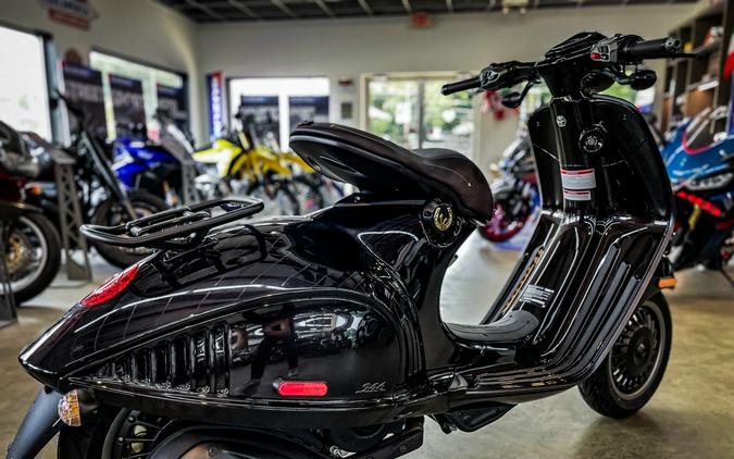 2026 VESPA 946 HORSE 150