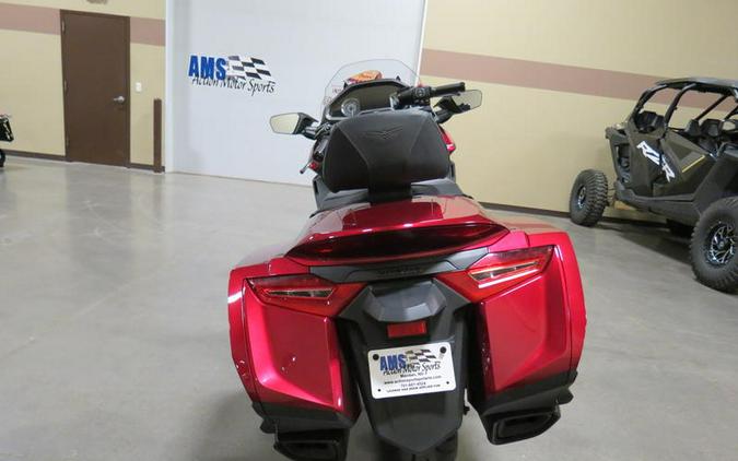 2018 Honda® Gold Wing Candy Ardent Red