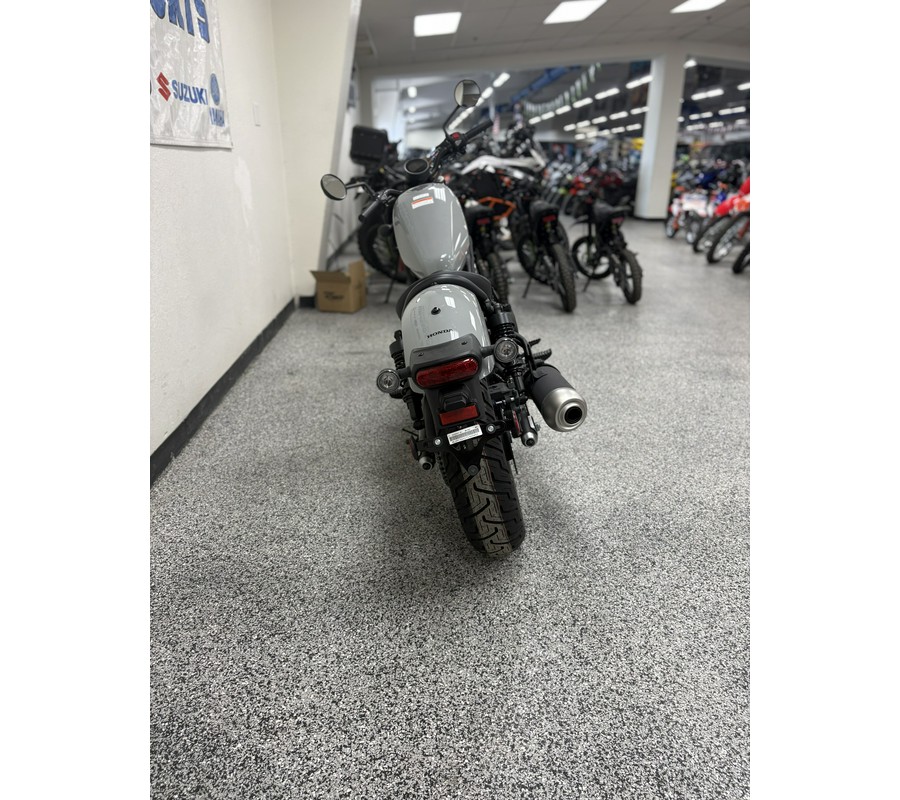 2026 Honda Rebel 500 Pearl Smoky Gray - H0452