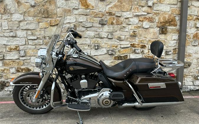 2013 Harley-Davidson Road King 110th Anniversary Edition