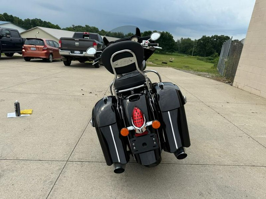 2017 Indian Motorcycle® Chieftain® Limited Thunder Black