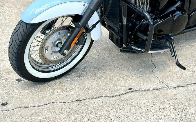 2020 Kawasaki Vulcan 900 Classic