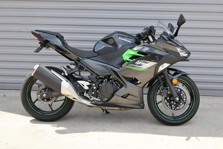 2023 Kawasaki Ninja 400