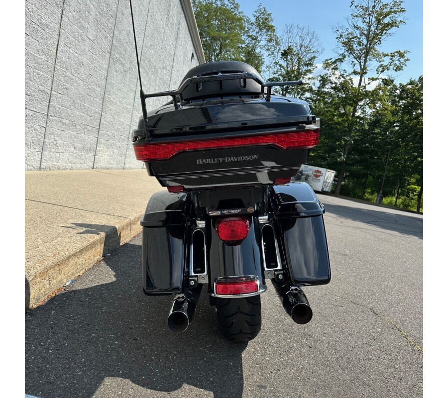 2014 FLHTCU Electra Glide Ultra Classic