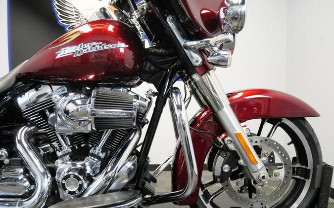 2014 Harley-Davidson® FLHXS - Street Glide® Special
