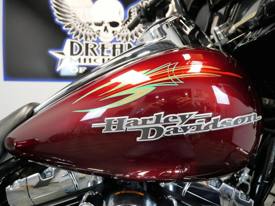 2014 Harley-Davidson® FLHXS - Street Glide® Special