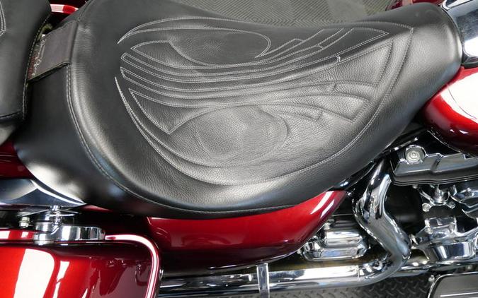 2014 Harley-Davidson® FLHXS - Street Glide® Special