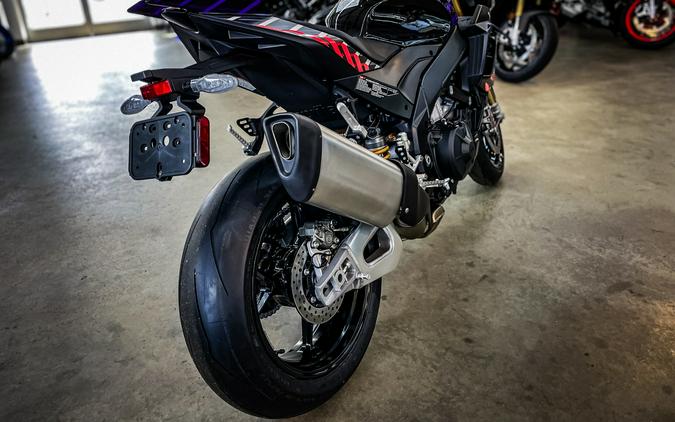 2027 APRILIA TUONO V4 1100 FACTORY