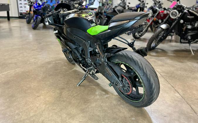 2009 Kawasaki Ninja® ZX™-6R Monster Energy®