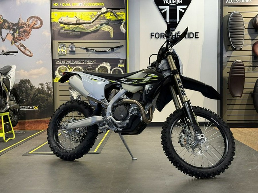 2026 Triumph TF 450-E Jet BlackPure White