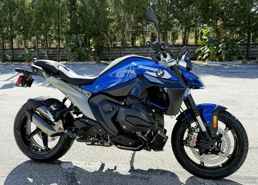 2026 BMW R 1300 R