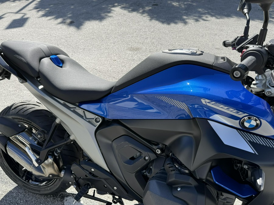 2026 BMW R 1300 R