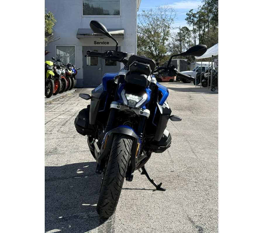 2026 BMW R 1300 R