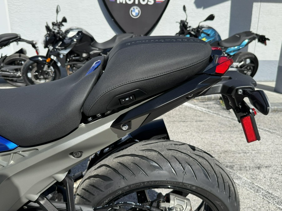 2026 BMW R 1300 R