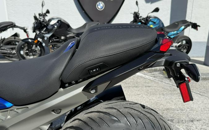 2026 BMW R 1300 R