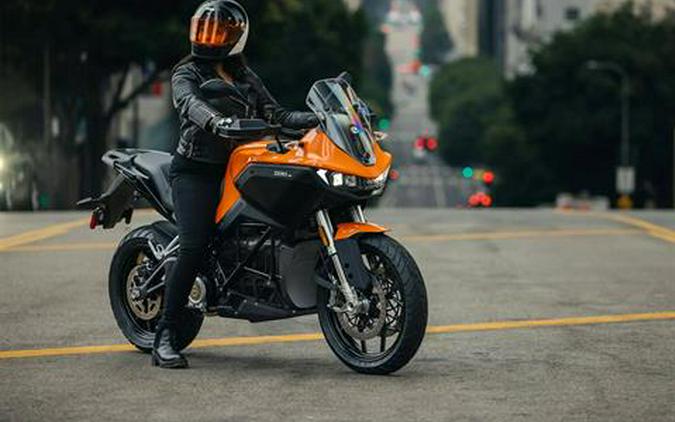 2025 Zero Motorcycles DS