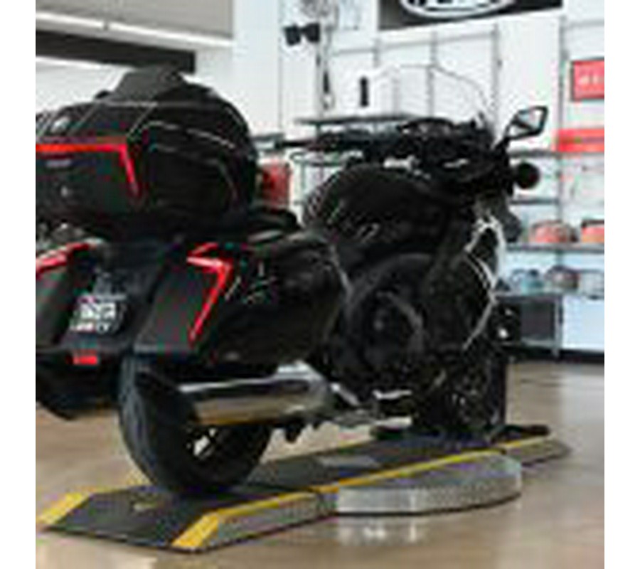 2022 BMW K1600 Grand America