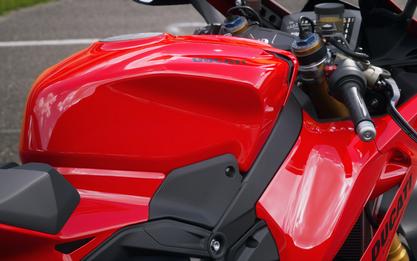2027 Ducati Panigale V4 S Ducati Red
