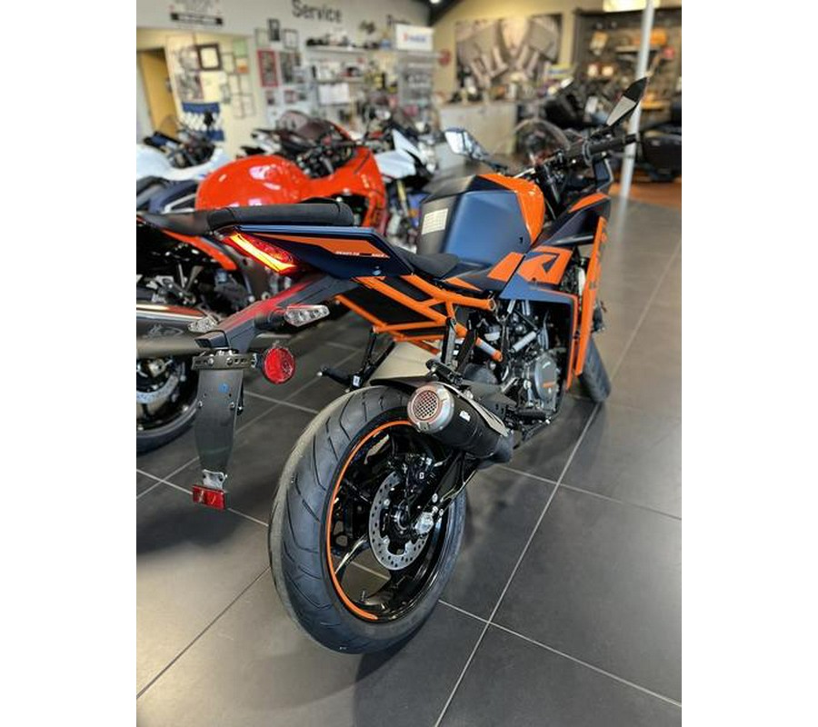 2023 KTM RC 390