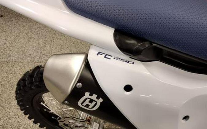 2025 Husqvarna FC 250