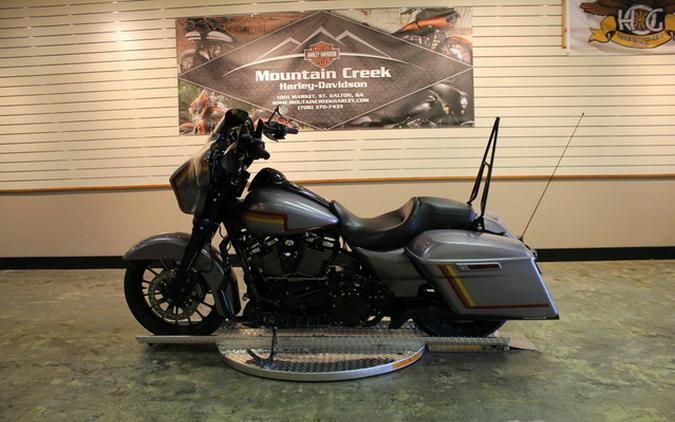 2018 Harley-Davidson FLHXS - Street Glide Special